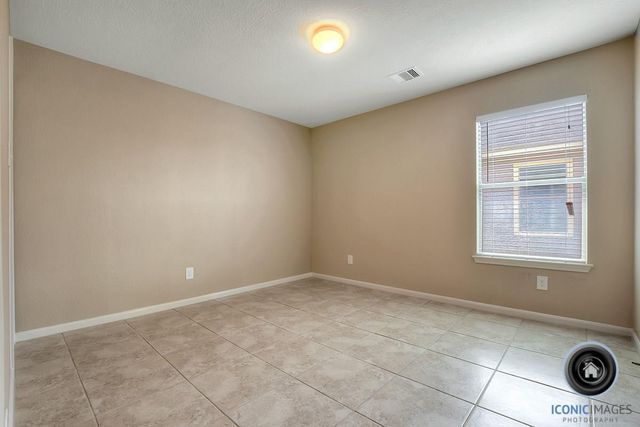 29434 Legends Bluff Drive, Spring, TX 77386