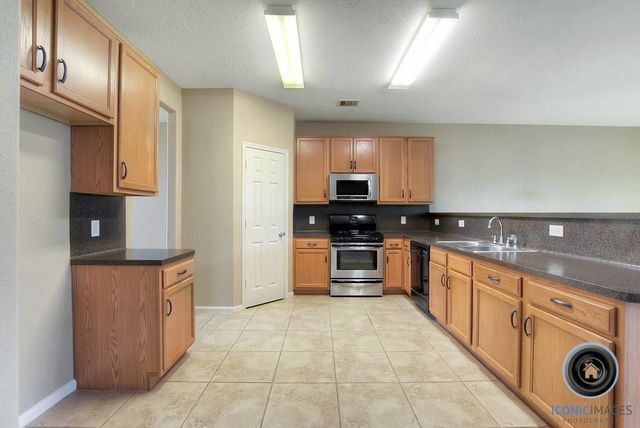 29434 Legends Bluff Drive, Spring, TX 77386