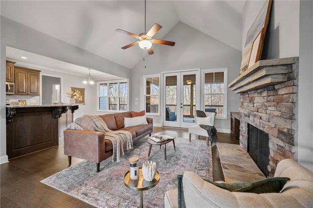 7609 Fern Lane, Lula, GA 30554