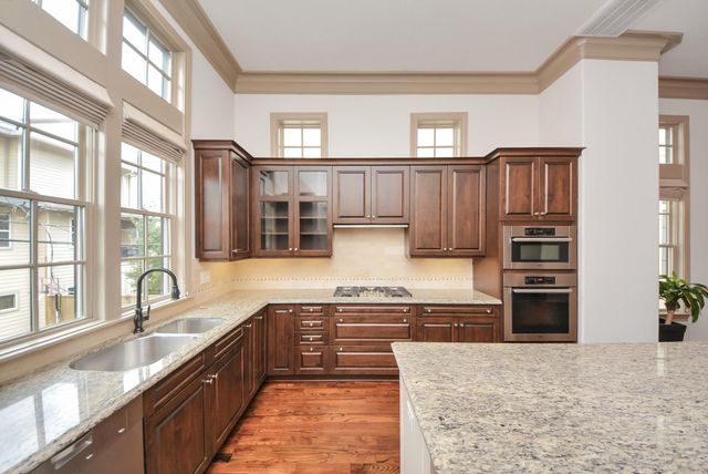 314 W Clay Street, Houston, TX 77019