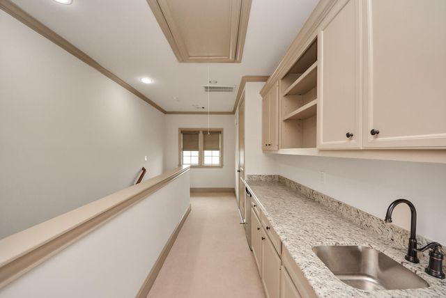 314 W Clay Street, Houston, TX 77019