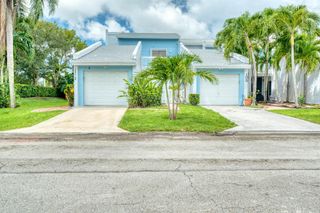 101 Fairway Lane, Royal Palm Beach, FL 33411