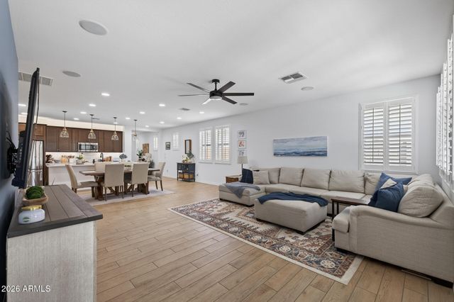 20893 E MACAW Drive, Queen Creek, AZ 85142