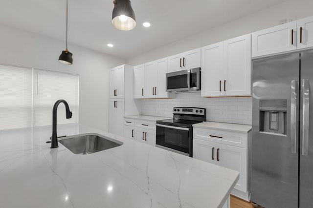 3724 Pin Hook Rd, Antioch, TN 37013