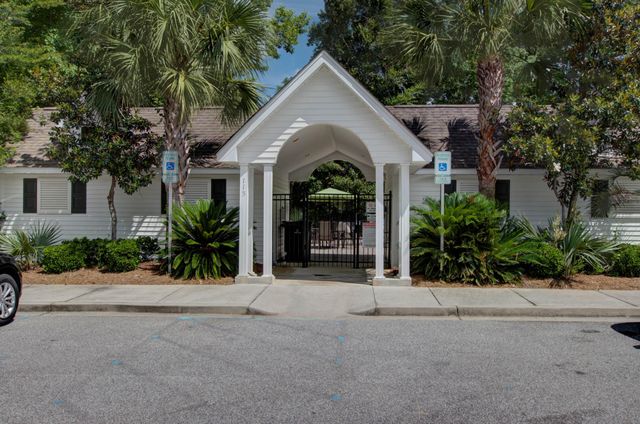 172 Dorothy Drive, Charleston, SC 29414