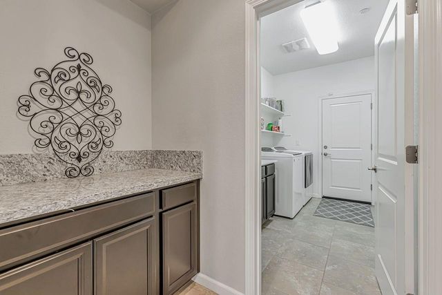 2482 Augusta Ave, Tracy, CA 95377