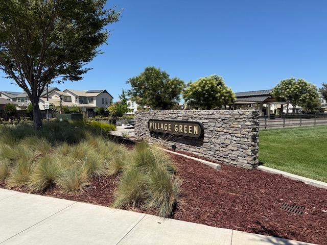 2482 Augusta Ave, Tracy, CA 95377