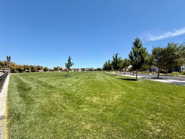 2482 Augusta Ave, Tracy, CA 95377