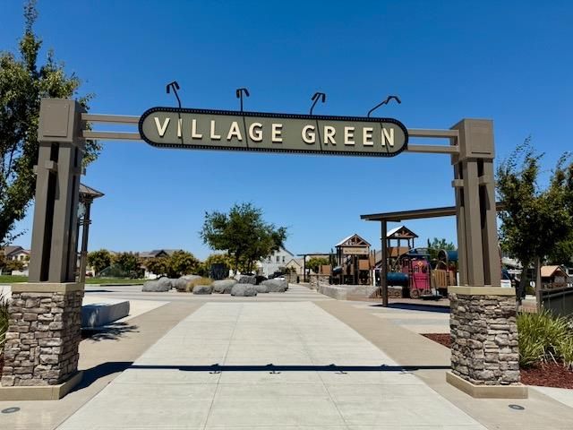 2482 Augusta Ave, Tracy, CA 95377