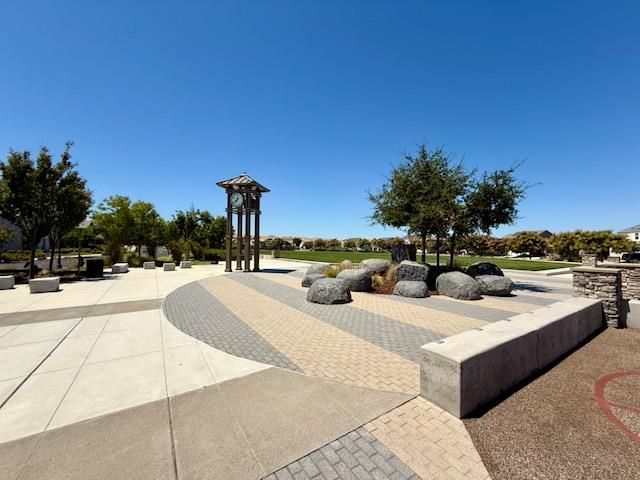 2482 Augusta Ave, Tracy, CA 95377