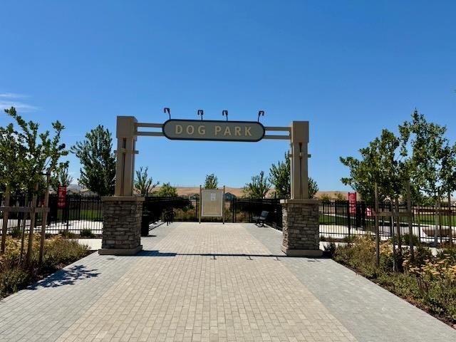 2482 Augusta Ave, Tracy, CA 95377