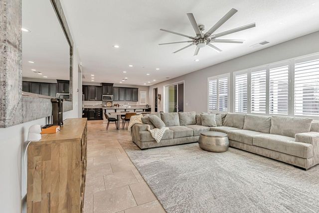 2482 Augusta Ave, Tracy, CA 95377