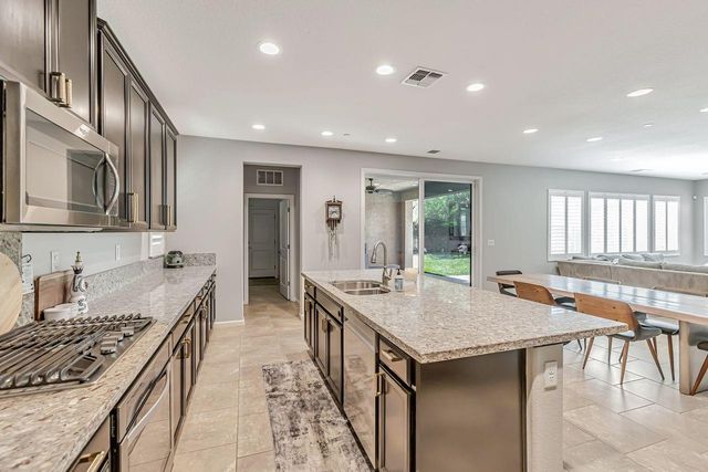 2482 Augusta Ave, Tracy, CA 95377