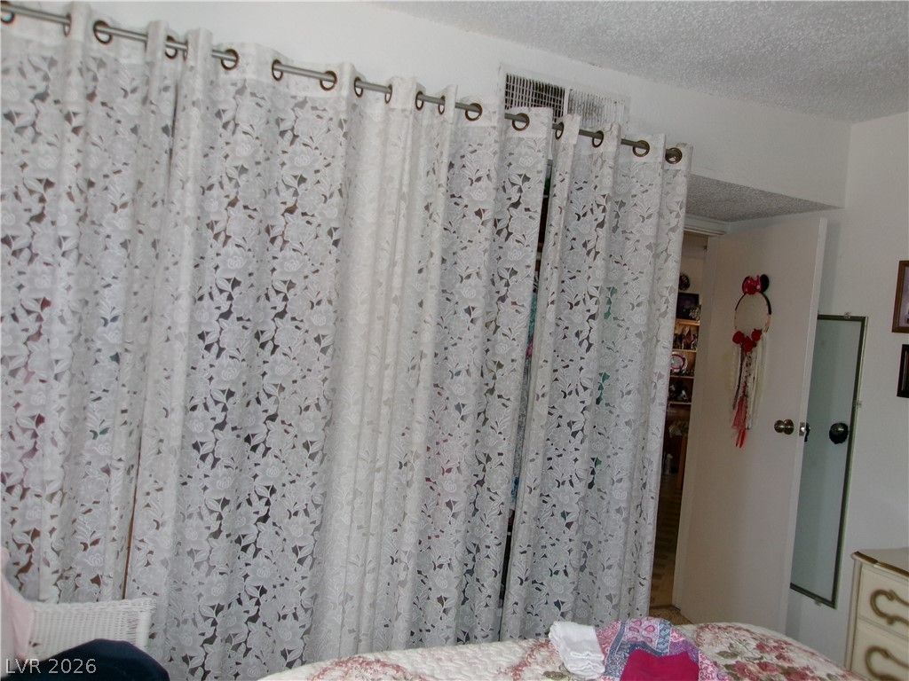47 East Pacific Avenue, Henderson, NV 89015 — photo 2