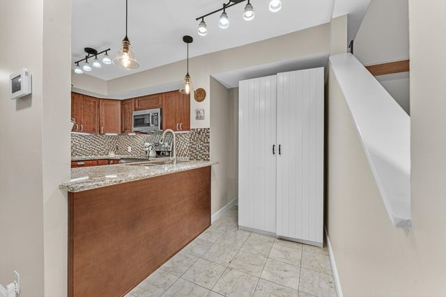 2907 Bissonnet Street, West University Place, TX 77005
