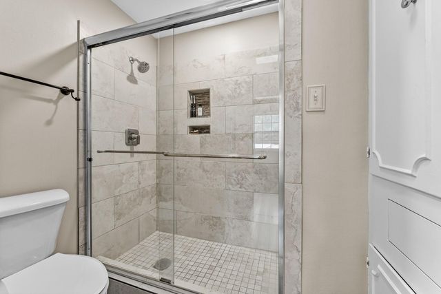 2907 Bissonnet Street, West University Place, TX 77005