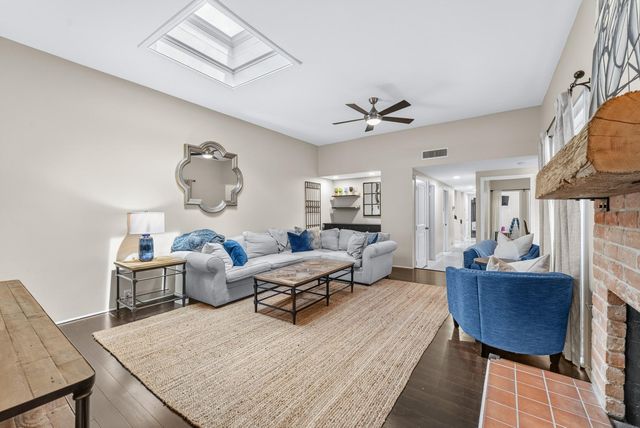 2907 Bissonnet Street, West University Place, TX 77005