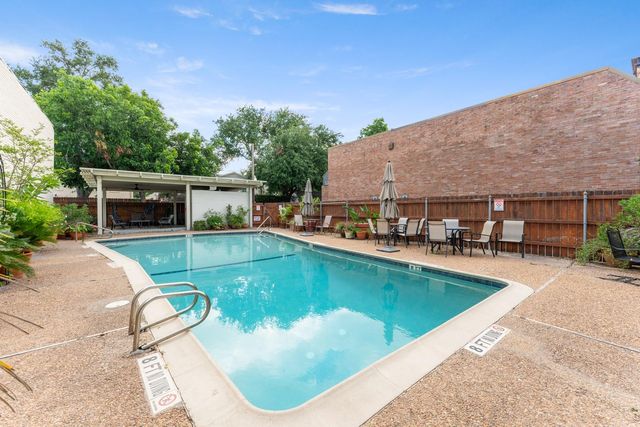 2907 Bissonnet Street, West University Place, TX 77005