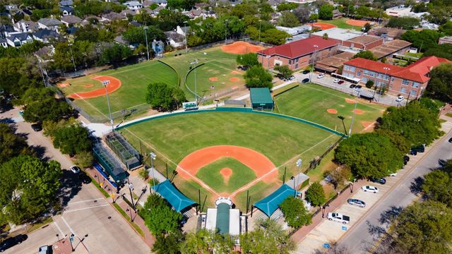 2907 Bissonnet Street, West University Place, TX 77005