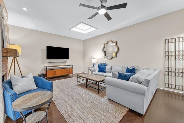 2907 Bissonnet Street, West University Place, TX 77005