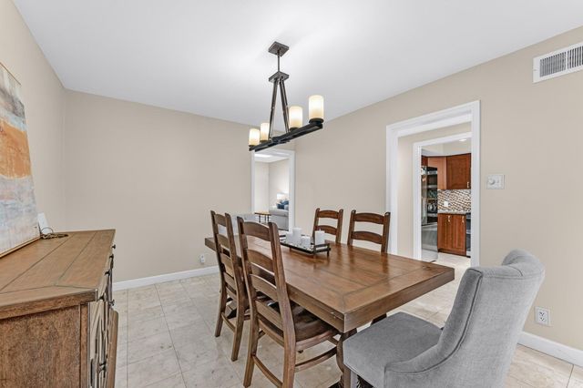 2907 Bissonnet Street, West University Place, TX 77005