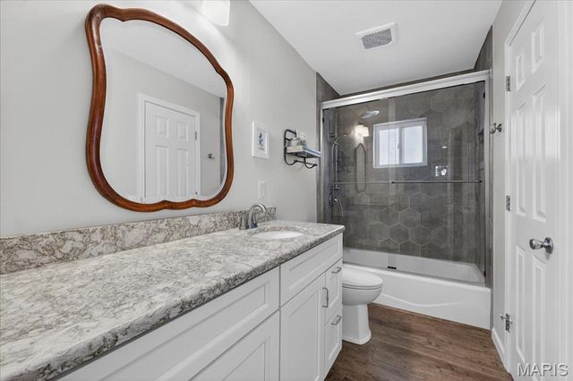 2709 Sibley Street, St Charles, MO 63301