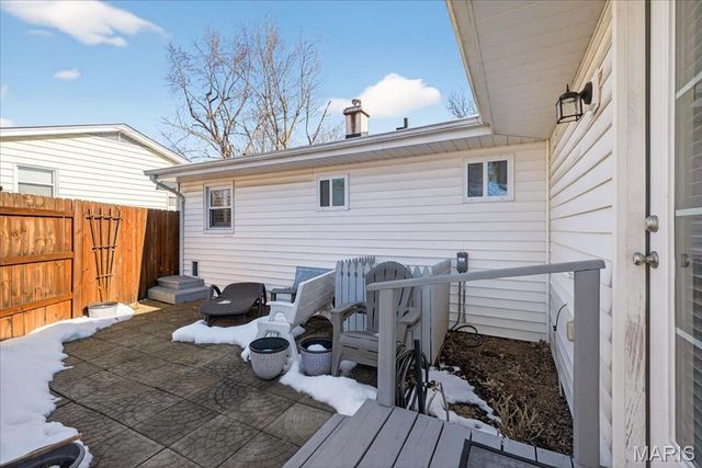 2709 Sibley Street, St Charles, MO 63301