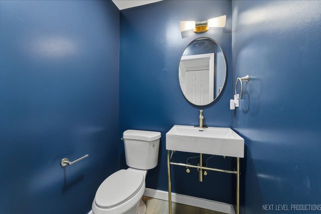 1340 Nantucket Court, Carol Stream, IL 60188
