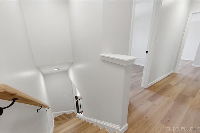 1340 Nantucket Court, Carol Stream, IL 60188