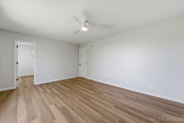 1340 Nantucket Court, Carol Stream, IL 60188