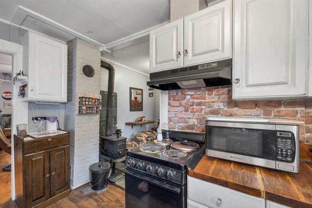 14 Folsom Road, Ossipee, NH 03814