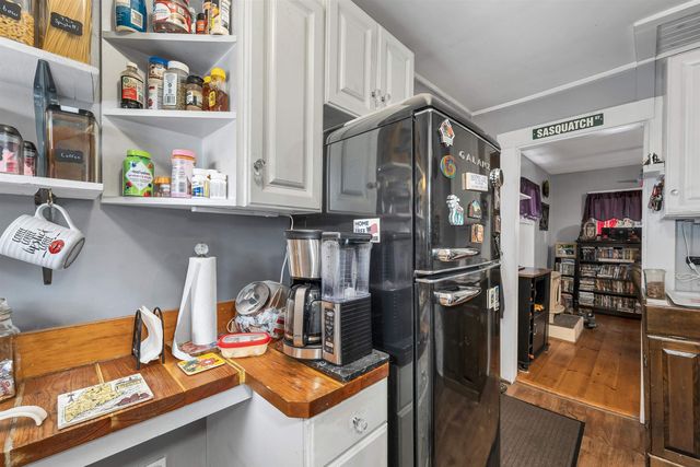 14 Folsom Road, Ossipee, NH 03814