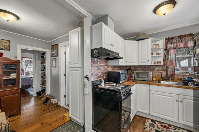 14 Folsom Road, Ossipee, NH 03814