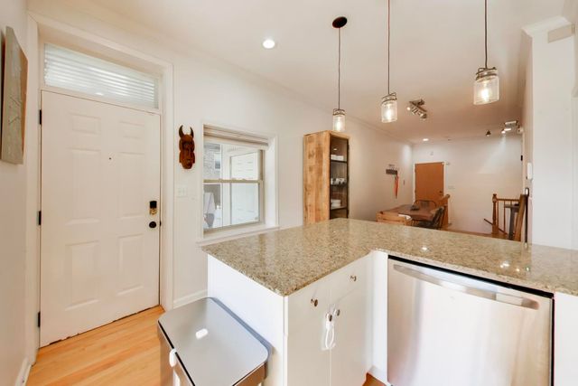 1953 W FOSTER Avenue 1, Chicago, IL 60640