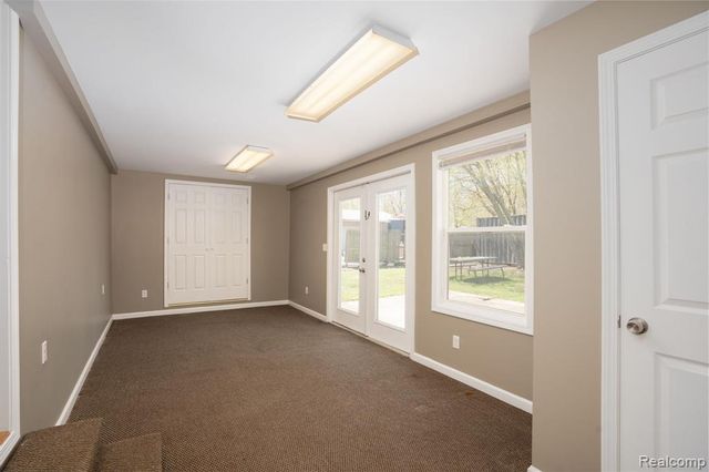 3421 N Genesee Road, Flint, MI 48506