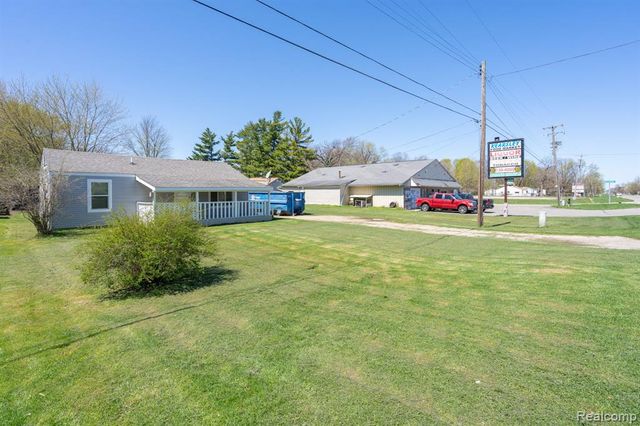 3421 N Genesee Road, Flint, MI 48506
