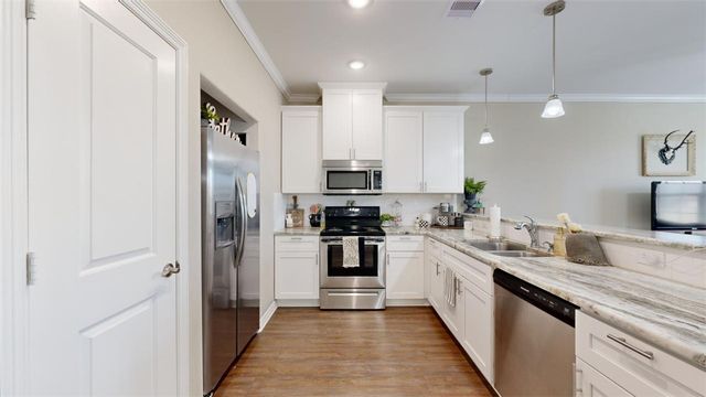 2155 Big River Street, College Station, TX 77840