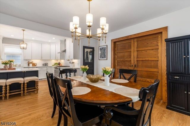 40 Courier Pl, Rutherford Boro, NJ 07070