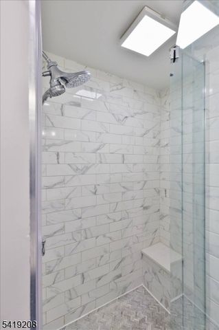 40 Courier Pl, Rutherford Boro, NJ 07070