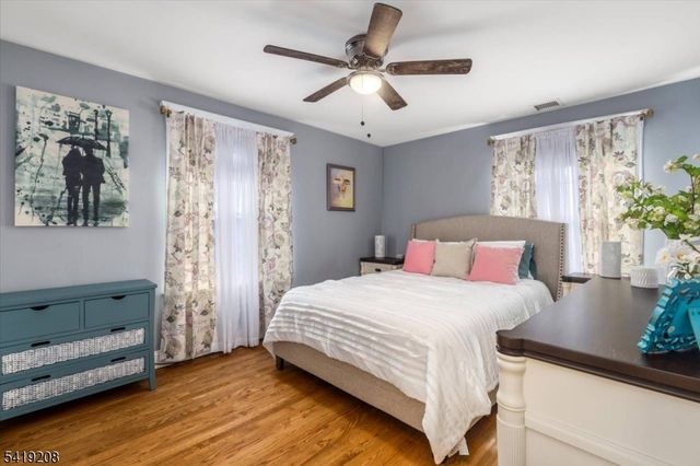 40 Courier Pl, Rutherford Boro, NJ 07070