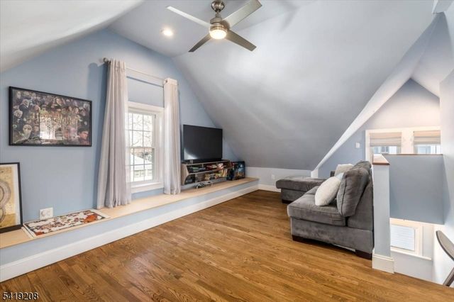 40 Courier Pl, Rutherford Boro, NJ 07070