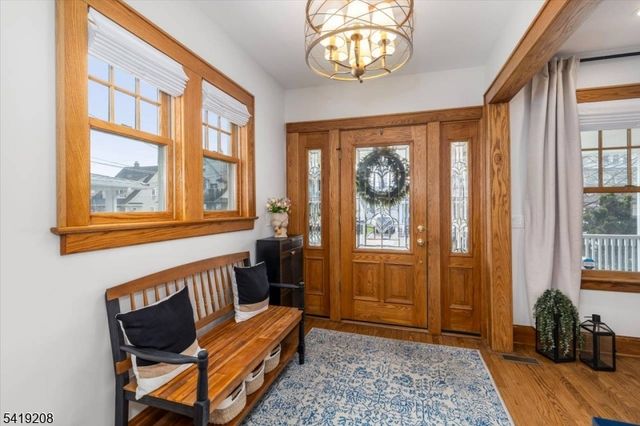 40 Courier Pl, Rutherford Boro, NJ 07070