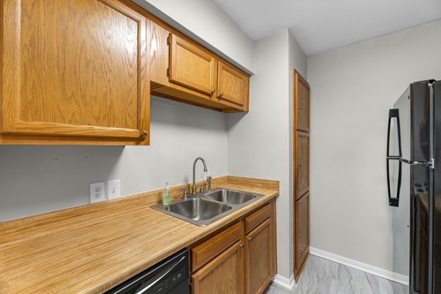 1900 Bay Area Boulevard 214, Houston, TX 77058