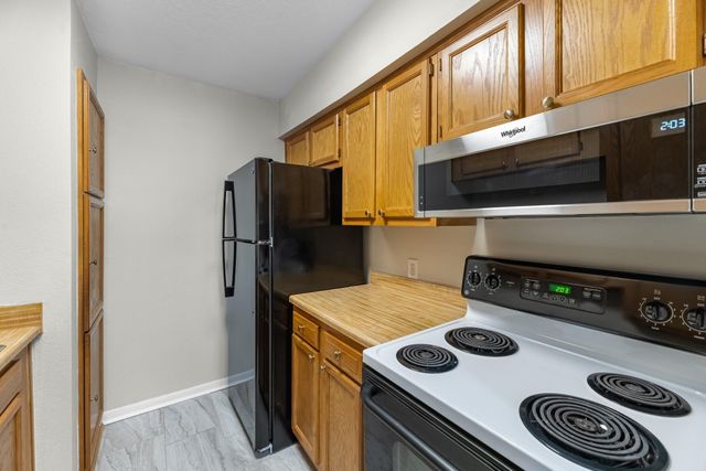 1900 Bay Area Boulevard 214, Houston, TX 77058