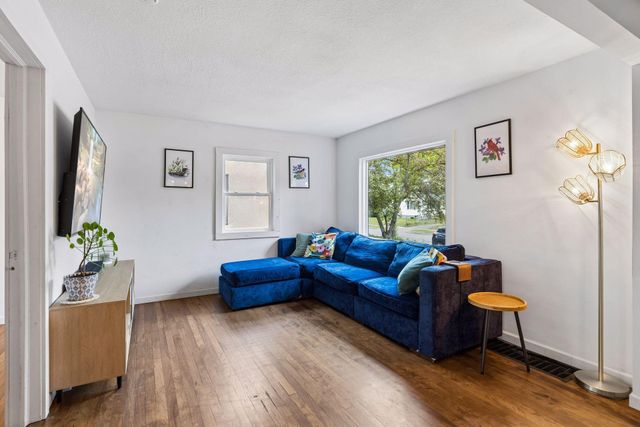 4550 Morgan Avenue N, Minneapolis, MN 55412