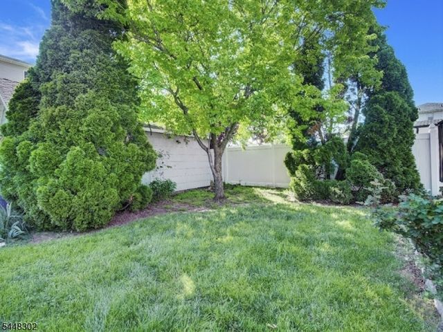 105 Lower Rd, Linden City, NJ 07036