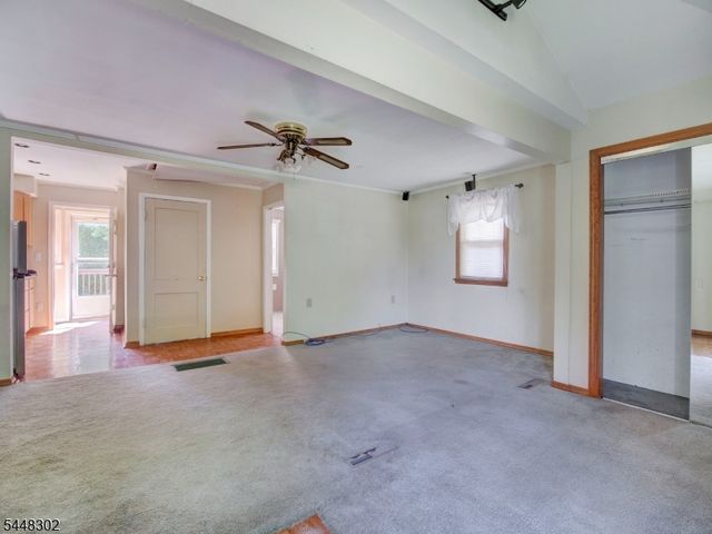 105 Lower Rd, Linden City, NJ 07036