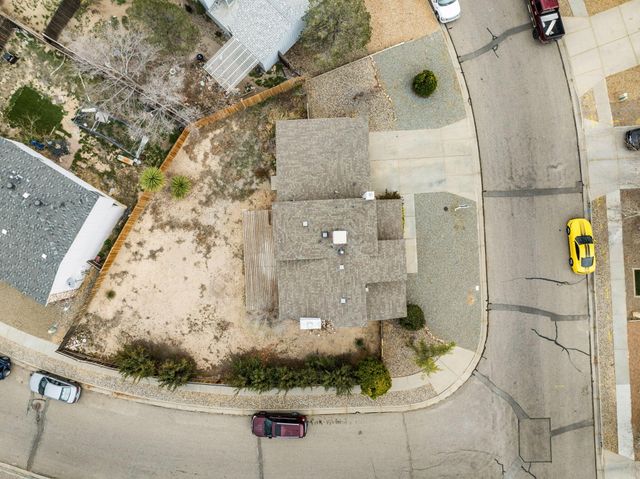 1633 Twinberry Drive NE, Rio Rancho, NM 87144