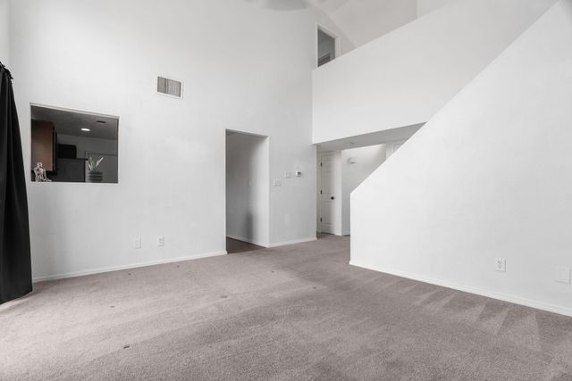 1633 Twinberry Drive NE, Rio Rancho, NM 87144