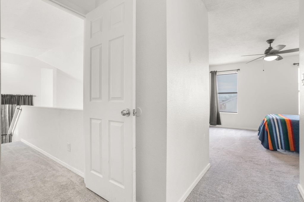 Image 21 of property listing at 1633 Twinberry Drive NE, Rio Rancho, NM 87144